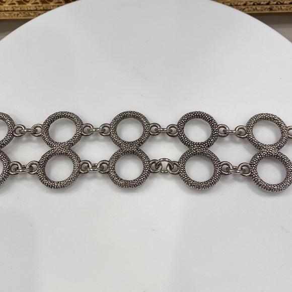 Antiqued Silver-Toned Textured Metal Figure/8 Linked Belt - EUC - Picture 10 of 16